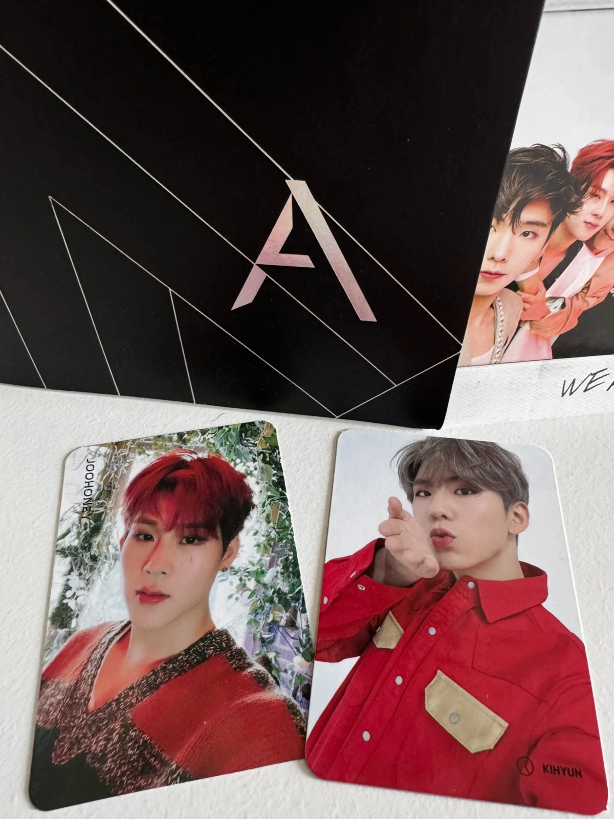 Monsta X We Are Here (Version 1) Très bon état + 2 photocards 💙 – photo 2